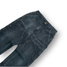 Load image into Gallery viewer, Carhartt Double Knee Carpenter Jeans 32