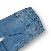 Load image into Gallery viewer, Dickies Carpenter Jeans 36