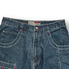 Load image into Gallery viewer, Carnaby Jeans (CNB) Baggy Jeans 30