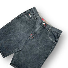 Load image into Gallery viewer, Ecko Untld Denim Shorts 34