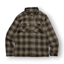 Load image into Gallery viewer, Stussy Plaid Flannel Shirt Jacket M