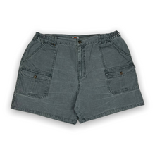 Load image into Gallery viewer, Dickies Women's Shorts 38