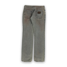 Load image into Gallery viewer, Y2K Women's D&G Jeans 32”