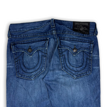 Load image into Gallery viewer, True Religion Jeans 38