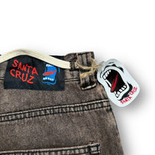 Load image into Gallery viewer, Santa Cruz Jeans Medium