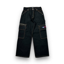 Load image into Gallery viewer, XLARGE Jeans 32