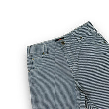 Load image into Gallery viewer, Dickies Striped Shorts 32