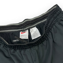 Load image into Gallery viewer, Nike Shorts 2XL