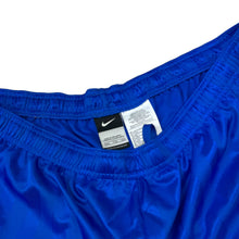 Load image into Gallery viewer, Nike Shorts 2XL