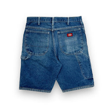 Load image into Gallery viewer, Dickies Shorts 32