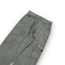 Load image into Gallery viewer, Fubu Vintage Jeans 32