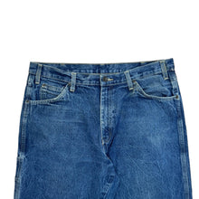 Load image into Gallery viewer, Dickies Cargo Shorts 36