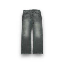 Load image into Gallery viewer, Levi’s 501 Jeans 32