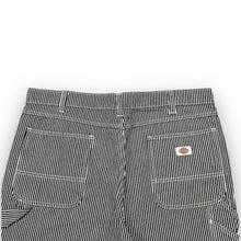 Load image into Gallery viewer, Dickies Shorts 38