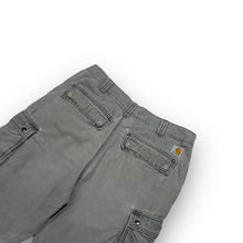 Load image into Gallery viewer, Carhartt Cargo Shorts 32