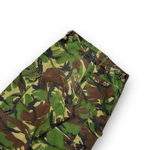 Load image into Gallery viewer, Vintage DCTA Camo Cargo Trousers 27