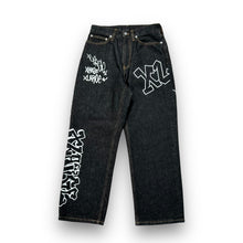 Load image into Gallery viewer, XLARGE Jeans 28