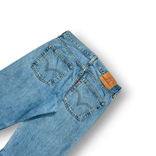 Load image into Gallery viewer, Levi's 501 Jeans W31