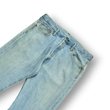 Load image into Gallery viewer, Levi's 501 Jeans W36