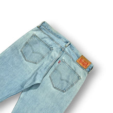 Load image into Gallery viewer, Levi's 501 Jeans W36