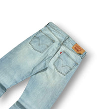 Load image into Gallery viewer, Levi's 501 Jeans W32