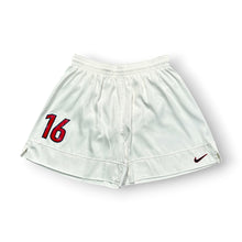 Load image into Gallery viewer, Nike 90s Shorts XL