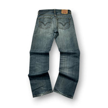 Load image into Gallery viewer, Levi's 501 Jeans W32