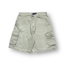 Load image into Gallery viewer, Chaps Cargo Shorts 32