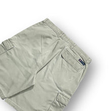 Load image into Gallery viewer, Chaps Cargo Shorts 32