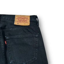 Load image into Gallery viewer, Levi's 501 Jeans W32