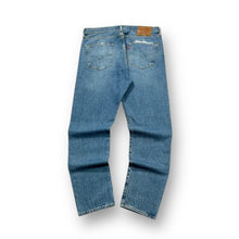 Load image into Gallery viewer, Levi's 501 Jeans W34