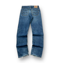 Load image into Gallery viewer, Levi's 501 Jeans W30