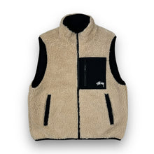 Load image into Gallery viewer, Stussy Sherpa Reversible Vest