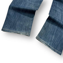 Load image into Gallery viewer, FUBU Vintage Jeans 32