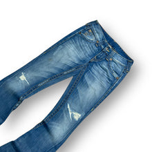 Load image into Gallery viewer, True Religion Women&#39;s Jeans 27