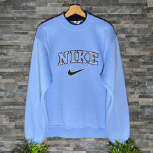 Load image into Gallery viewer, Nike Sweatshirt M