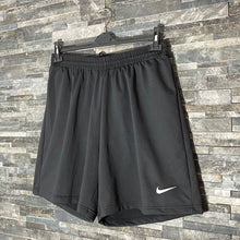 Load image into Gallery viewer, Nike 90s Men&#39;s Shorts 2XL