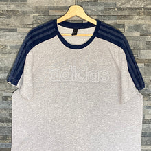 Load image into Gallery viewer, Adidas T-shirt XL