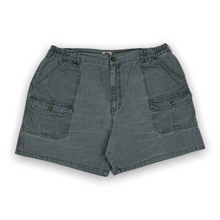 Load image into Gallery viewer, Dickies Women&#39;s Shorts 38