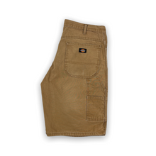 Load image into Gallery viewer, Dickies Carpenter Shorts 36