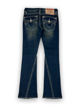 Load image into Gallery viewer, True Religion Women&#39;s Jeans 26