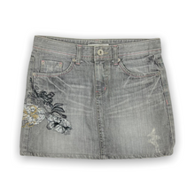 Load image into Gallery viewer, Vintage Mini Denim Skirt 30