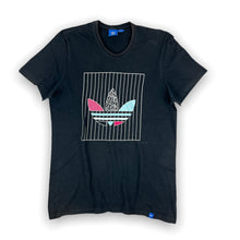 Load image into Gallery viewer, Adidas T-shirt Large