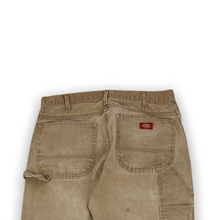 Load image into Gallery viewer, Dickies Carpenter Trousers 32