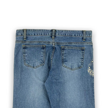 Load image into Gallery viewer, Y2K Women&#39;s Flared Jeans 32