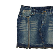 Load image into Gallery viewer, Vintage Denim Skirt 32