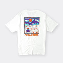 Load image into Gallery viewer, Patagonia T-shirt XS