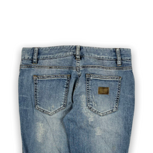 Load image into Gallery viewer, Y2K Women&#39;s D&amp;G Jeans 28”