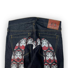 Load image into Gallery viewer, EVISU DAICOCK JEANS 30