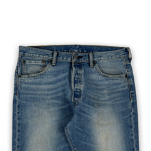 Load image into Gallery viewer, Levi’s 501 Jeans 33